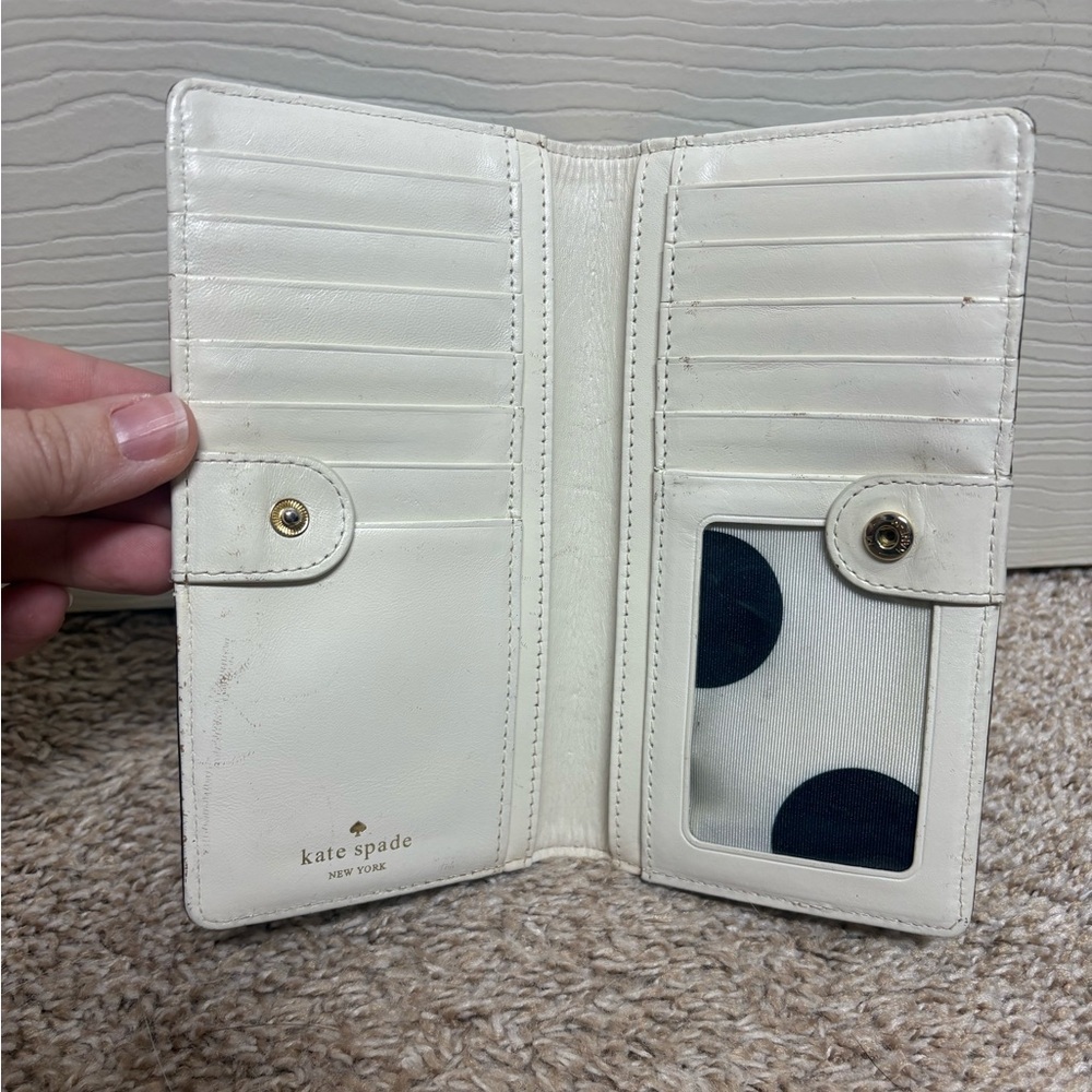 Kate Spade New York long wallet light blue white black polka dots snap close EUC - Picture 3 of 16